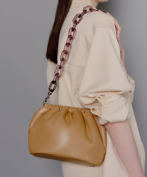 SAMO ONDOH(セイモオンド)の「【SAMO ONDOH】EGG BAG S LAMBSKIN / セイモオンド 巾着 エッグバッグ S ラムスキン(ショルダーバッグ・レディース・ブラック/クリーム/キャメル・FREE)」の1枚目の写真