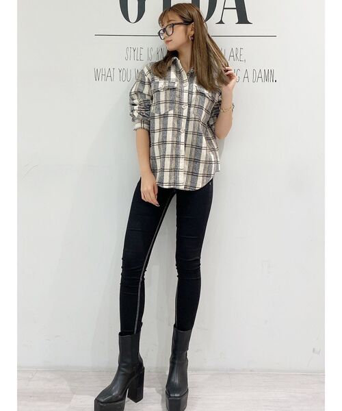 GYDA（ジェイダ）の「ワンウォッシュハイウエストパンツ（デニムパンツ・レディース・ブラック/その他2・SMALL/MEDIUM/LARGE/XX-SMALL/X-SMALL）」の13枚目の写真