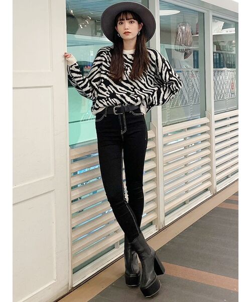 GYDA（ジェイダ）の「ワンウォッシュハイウエストパンツ（デニムパンツ・レディース・ブラック/その他2・SMALL/MEDIUM/LARGE/XX-SMALL/X-SMALL）」の19枚目の写真