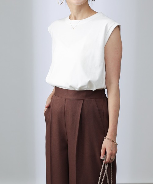 COLONY 2139(コロニートゥーワンスリーナイン)の「【ULTRA HYBRID】USAコットンノースリーブTシャツ(Tシャツ/カットソー・レディース・チャコールグレー/オフホワイト/サックスブルー・LARGE/SMALL/MEDIUM)」の18枚目の写真