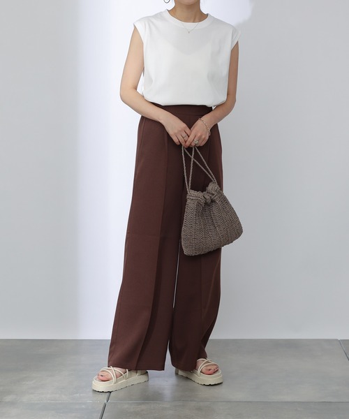 COLONY 2139(コロニートゥーワンスリーナイン)の「【ULTRA HYBRID】USAコットンノースリーブTシャツ(Tシャツ/カットソー・レディース・チャコールグレー/オフホワイト/サックスブルー・LARGE/SMALL/MEDIUM)」の14枚目の写真