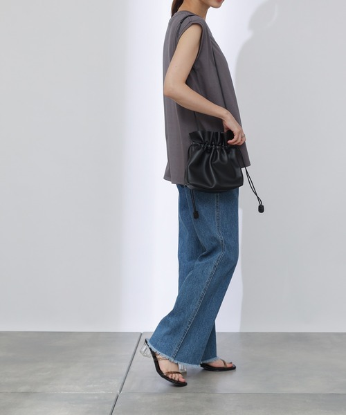 COLONY 2139(コロニートゥーワンスリーナイン)の「【ULTRA HYBRID】USAコットンノースリーブTシャツ(Tシャツ/カットソー・レディース・チャコールグレー/オフホワイト/サックスブルー・LARGE/SMALL/MEDIUM)」の20枚目の写真