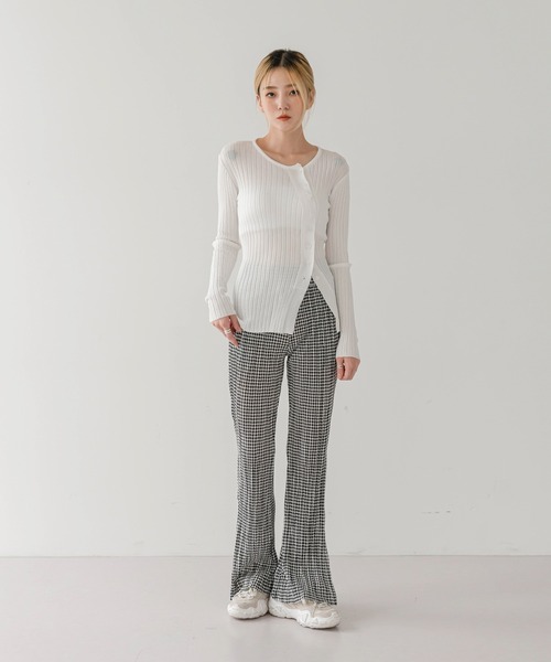 UNE MANSION(ユヌマンション)の「ハウンズトゥースプリーツパンツ(スラックス・レディース・ブラック/イエロー・FREE)」の4枚目の写真