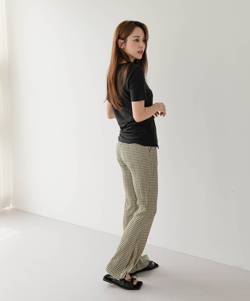UNE MANSION(ユヌマンション)の「ハウンズトゥースプリーツパンツ(スラックス・レディース・ブラック/イエロー・FREE)」の9枚目の写真
