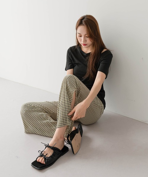 UNE MANSION(ユヌマンション)の「ハウンズトゥースプリーツパンツ(スラックス・レディース・ブラック/イエロー・FREE)」の20枚目の写真