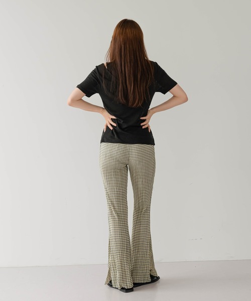 UNE MANSION(ユヌマンション)の「ハウンズトゥースプリーツパンツ(スラックス・レディース・ブラック/イエロー・FREE)」の11枚目の写真