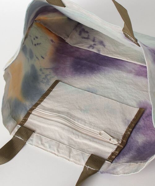 Battenwear(バテンウエア)の「BATTENWEAR Tie Dye Canvas Tote (バテンウェア タイダイキャンバストート)(マルチ)(Men's)(86081)(トートバッグ・メンズ・マルチ・FREE)」の4枚目の写真
