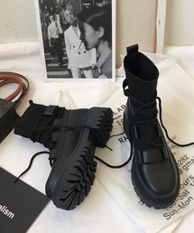 t9ZARA ソックススタイル トラックソール アンクルブーツ 脚長効果がすんごいわ。ZARAの「華奢見せブーツ」履くだけで今っ