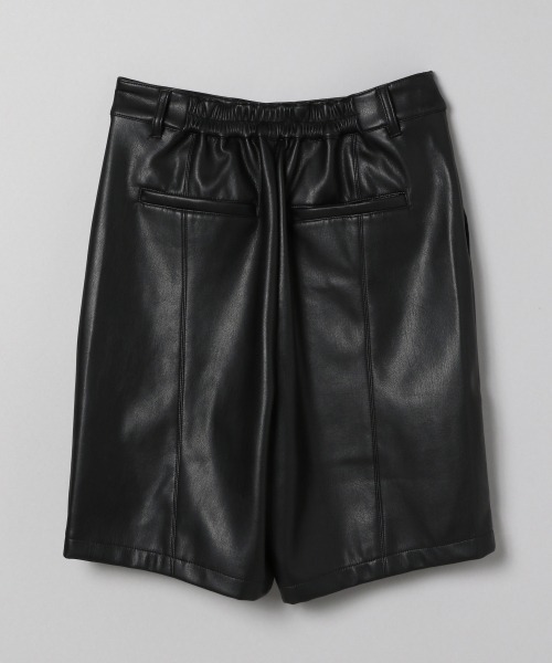 JEANASIS（ジーナシス）の「ビーガンレザースリットショートパンツ/239821（その他パンツ・レディース・ブラック/グレイッシュベージュ/アイボリー・FREE）」の4枚目の写真