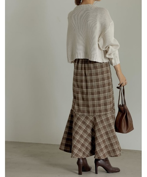 Re:EDIT(リエディ)の「アウトリンキングクロップドニットプルオーバー(ニット/セーター・レディース・ブラック/ブラウン/ピンク/グリーン/アイボリー・MEDIUM/LARGE)」の19枚目の写真