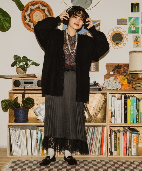 kutir（クティール）の「もちもちVネックカーディガン（カーディガン