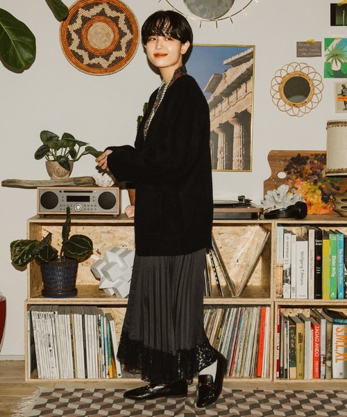 kutir（クティール）の「もちもちVネックカーディガン（カーディガン/ボレロ・レディース・オレンジ/ベージュ/ブラック/マスタード・FREE）」の8枚目の写真