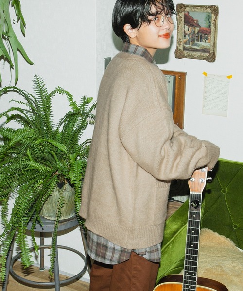 kutir（クティール）の「もちもちVネックカーディガン（カーディガン/ボレロ・レディース・オレンジ/ベージュ/ブラック/マスタード・FREE）」の11枚目の写真