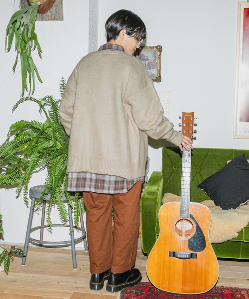 kutir（クティール）の「もちもちVネックカーディガン（カーディガン/ボレロ・レディース・オレンジ/ベージュ/ブラック/マスタード・FREE）」の14枚目の写真