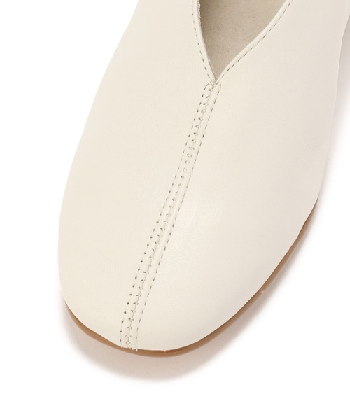 REMME(レメ)の「REMME(レメ) チャンキーヒールパンプス /MA-6433-SO(パンプス・レディース・ブラック/オフホワイト・38/36/37)」の10枚目の写真