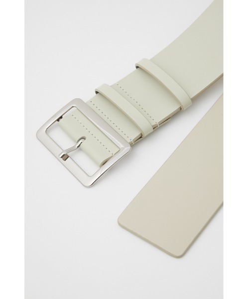 SLY(スライ)の「LEATHER WIDE BELT レザー ワイド ベルト(ベルト・レディース・ブラック/アイボリー・FREE)」の11枚目の写真