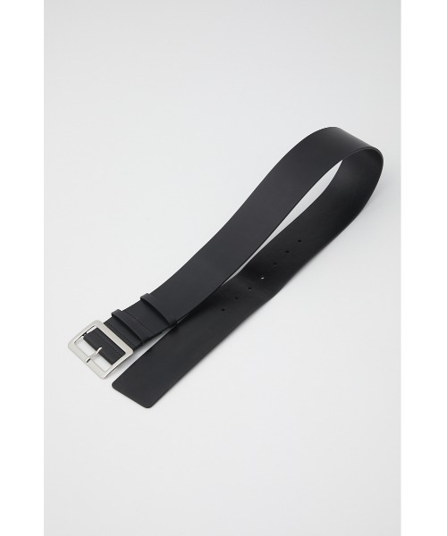 SLY(スライ)の「LEATHER WIDE BELT レザー ワイド ベルト(ベルト・レディース・ブラック/アイボリー・FREE)」の6枚目の写真