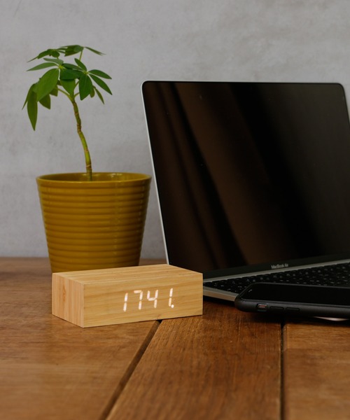 BIRTHDAY BAR（バースデイバー）の「フリップクリッククロック Flip Click Clock（置時計・レディース・ホワイト/ブラック/ブラウン・フリー）」の11枚目の写真