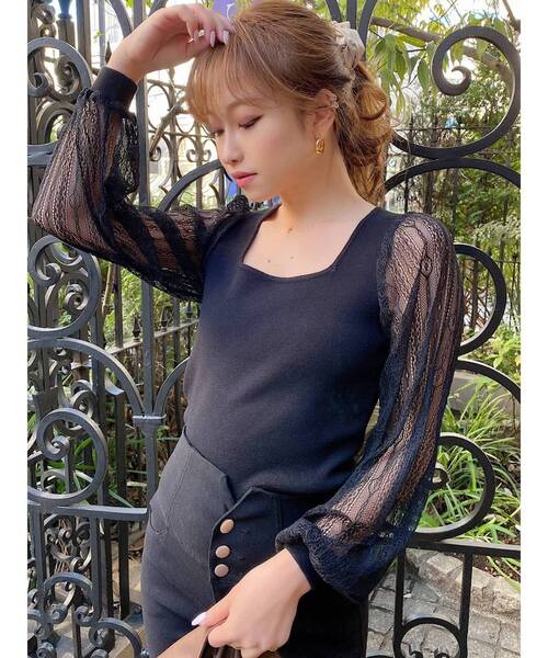 RESEXXY（リゼクシー）の「スクエアネックレースニットトップス（ニット/セーター・レディース・ホワイト/ブラック/オレンジ/ブルー・FREE）」の16枚目の写真