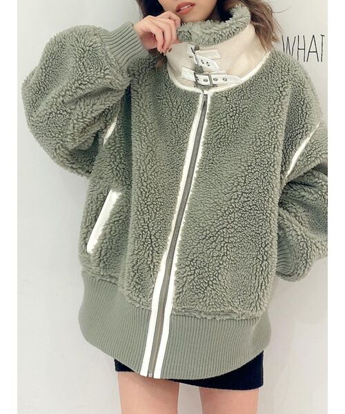 GYDA(ジェイダ)の「WIDE RIB ボア B-3 ジャケット(テーラードジャケット・レディース・ブラック/ブラウン/アイボリー/ミント・FREE)」の4枚目の写真