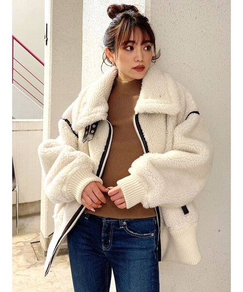 GYDA(ジェイダ)の「WIDE RIB ボア B-3 ジャケット(テーラードジャケット・レディース・ブラック/ブラウン/アイボリー/ミント・FREE)」の7枚目の写真