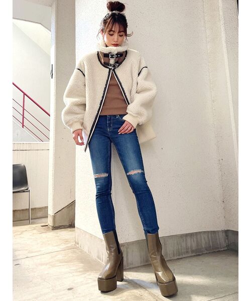 GYDA(ジェイダ)の「WIDE RIB ボア B-3 ジャケット(テーラードジャケット・レディース・ブラック/ブラウン/アイボリー/ミント・FREE)」の10枚目の写真