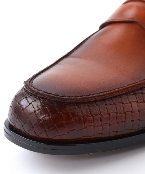 CROWDED CLOSET（クラウデッドクローゼット）の「型押しレザーコインローファー（ローファー・メンズ・ネイビー/ブラウン・02/03/01）」の11枚目の写真