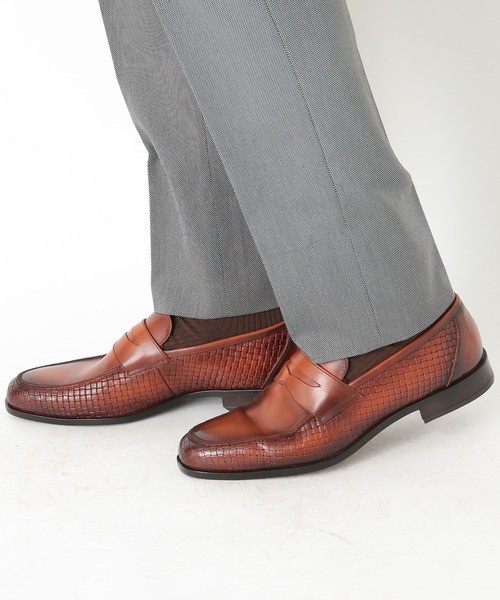 CROWDED CLOSET（クラウデッドクローゼット）の「型押しレザーコインローファー（ローファー・メンズ・ネイビー/ブラウン・02/03/01）」の3枚目の写真