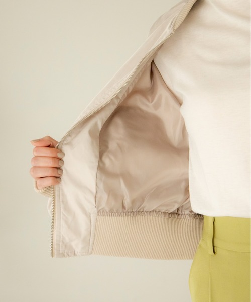 ANGIE（アンジー）の「ショートMA-1（ブルゾン・レディース・ライトグレー/ブラック/カーキ/アイボリー・FREE）」の16枚目の写真