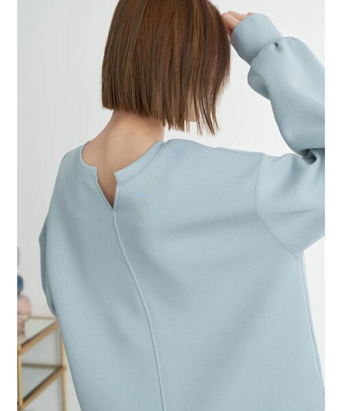 earth music&ecology（アースミュージックアンドエコロジー）の「ダンボールバックスリットネックプルオーバー＊（スウェット・レディース・チャコールグレー/サックスブルー/ピンク/グレイッシュベージュ・FREE）」の17枚目の写真