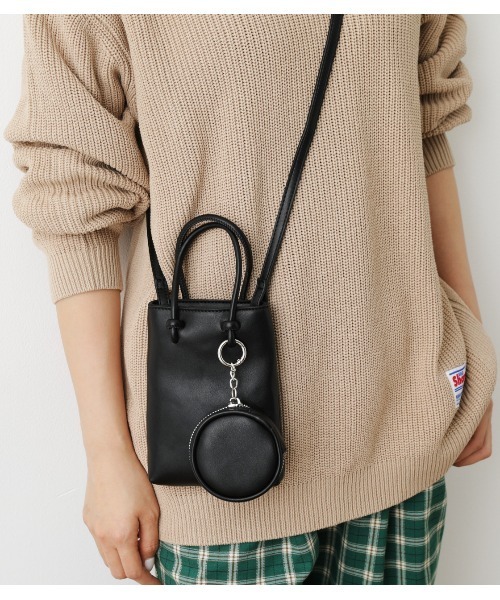 RODEO CROWNS WIDE BOWL（ロデオクラウンズワイドボウル）の「MULTI ポーチセット（ショルダーバッグ・レディース・ブラック/ライトパープル/ライトグリーン・FREE）」の2枚目の写真