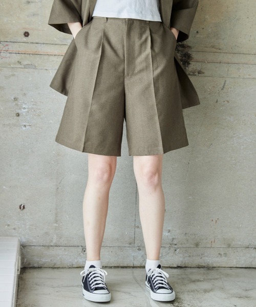 flaner（フラネ）の「Loose linen like half pants/ルーズリネンライクハーフパンツ（その他パンツ・レディース・カーキ/ナチュラル・SMALL/MEDIUM/LARGE）」の12枚目の写真