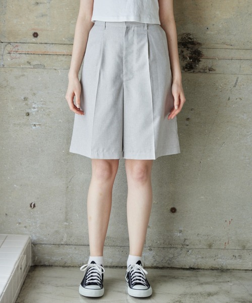 flaner（フラネ）の「Loose linen like half pants/ルーズリネンライクハーフパンツ（その他パンツ・レディース・カーキ/ナチュラル・SMALL/MEDIUM/LARGE）」の3枚目の写真