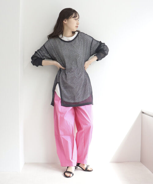 fredy emue（フレディエミュ）の「メッシュチュニックプルオーバーニット（ニット/セーター・レディース・キナリ/チャコールグレー/グリーン・38）」の12枚目の写真