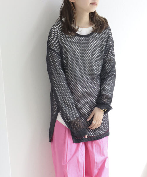 fredy emue（フレディエミュ）の「メッシュチュニックプルオーバーニット（ニット/セーター・レディース・キナリ/チャコールグレー/グリーン・38）」の16枚目の写真