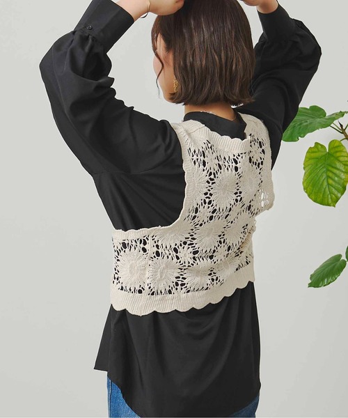 CPCM(シーピーシーエム)の「クロシェベストセット長袖ブラウス(Tシャツ/カットソー・レディース・ブラック/オフホワイト/グリーン・FREE)」の4枚目の写真