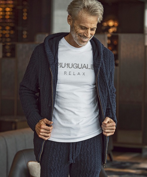 1PIU1UGUALE3 RELAX(ウノピゥウノウグァーレトレ)ランダムラインストーン半袖Tシャツ（Tシャツ/カットソー）｜1PIU1UGUALE3 RELAX （ウノピゥウノウグァーレトレ リラックス）