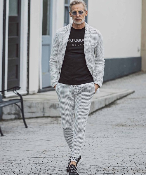 1PIU1UGUALE3 RELAX(ウノピゥウノウグァーレトレ)ランダムラインストーン半袖Tシャツ（Tシャツ/カットソー）｜1PIU1UGUALE3 RELAX （ウノピゥウノウグァーレトレ リラックス）