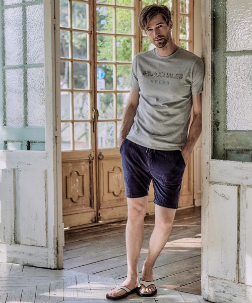 1PIU1UGUALE3 RELAX(ウノピゥウノウグァーレトレ)ランダムラインストーン半袖Tシャツ（Tシャツ/カットソー）｜1PIU1UGUALE3 RELAX （ウノピゥウノウグァーレトレ リラックス）