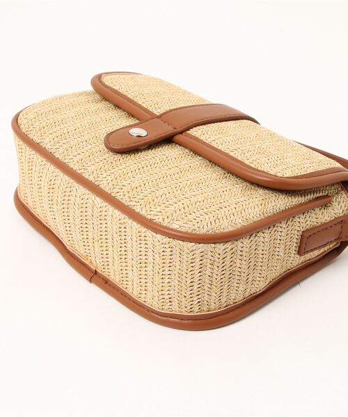 flower（フラワー）の「バケーションショルダーバッグ（ショルダーバッグ・レディース・ベージュ・FREE）」の4枚目の写真