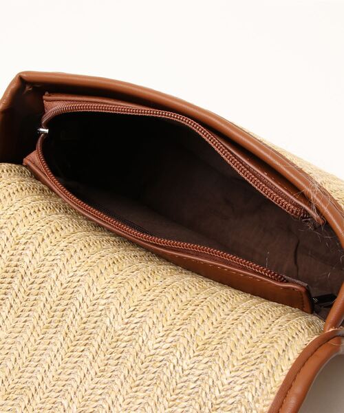 flower（フラワー）の「バケーションショルダーバッグ（ショルダーバッグ・レディース・ベージュ・FREE）」の5枚目の写真