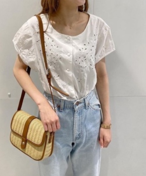 flower（フラワー）の「バケーションショルダーバッグ（ショルダーバッグ・レディース・ベージュ・FREE）」の11枚目の写真