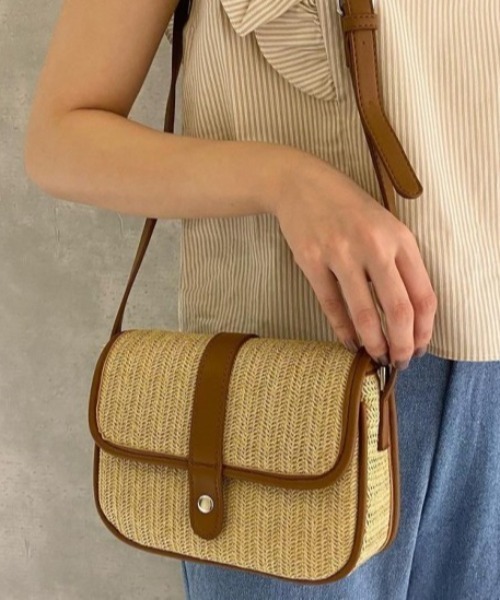 flower（フラワー）の「バケーションショルダーバッグ（ショルダーバッグ・レディース・ベージュ・FREE）」の12枚目の写真