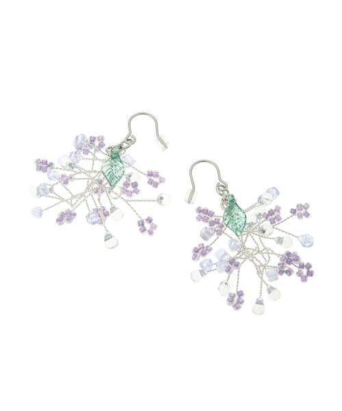 Maison de FLEUR（メゾンドフルール）の「アジサイビーズピアス（ピアス（両耳用）・レディース・ピンク/ブルー・FREE）」の5枚目の写真