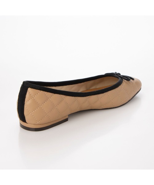 EVOL（イーボル）の「【EVOL】キルティングバレエシューズ IT9903（バレエシューズ・レディース・ブラック/ベージュ・22.5cm/23.0cm/23.5cm/24.0cm/24.5cm/25.0cm）」の10枚目の写真