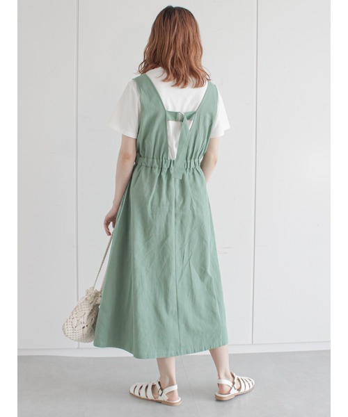 ehka sopo(エヘカソポ)の「バックデザインジャンパースカート(ジャンパースカート・レディース・ベージュ/ブラウン/ミント・フリ-)」の6枚目の写真