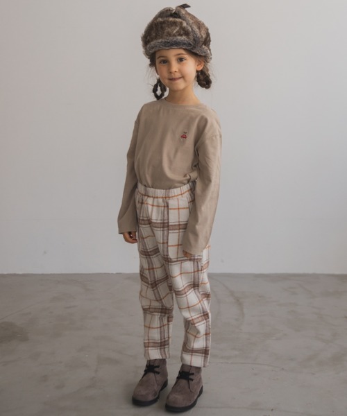 pairmanon（ペアマノン）の「ユニセックス起毛サルエル風パンツ（その他パンツ・キッズ・ベージュ系その他5/ブラウン系その他4/ブルー系その他3/ブルー系その他4/ベージュ系その他7/ダークネイビー/グレー系その他6・110/150/130/100/90/120/140）」の20枚目の写真