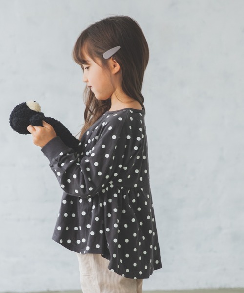 pairmanon（ペアマノン）の「【プレミアムコットン100%】ガールズ長袖チュニック（チュニック・キッズ・イエロー/モカ/ラベンダー/ブラック系その他4/ブラウン系その他5/ベージュ系その他4/ブラウン系その他4・90/100/110/120/130/140/150）」の2枚目の写真