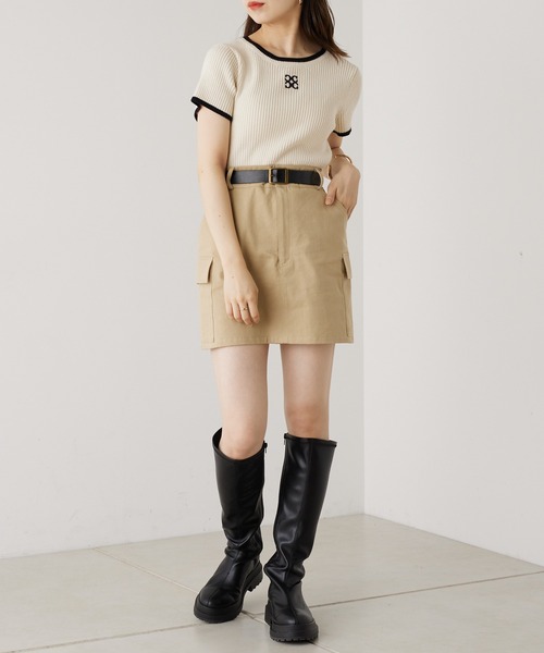 Chico（チコ）の「胸刺繍パイピングチビニット（ニット/セーター・レディース・ブラック/ベージュ/ピンク/ブルー・FREE）」の15枚目の写真