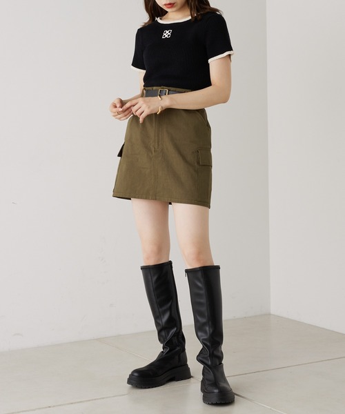 Chico（チコ）の「胸刺繍パイピングチビニット（ニット/セーター・レディース・ブラック/ベージュ/ピンク/ブルー・FREE）」の6枚目の写真